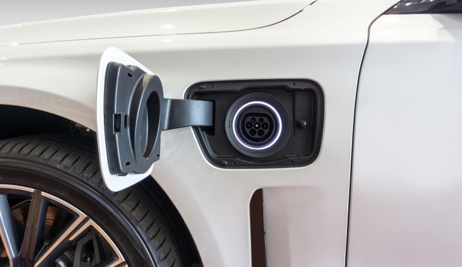 Lloyds Climate Transport EV 1